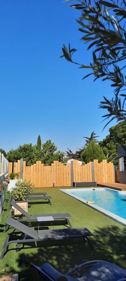 La Villa Du Saule Salles-dʼAude Exteriér fotografie